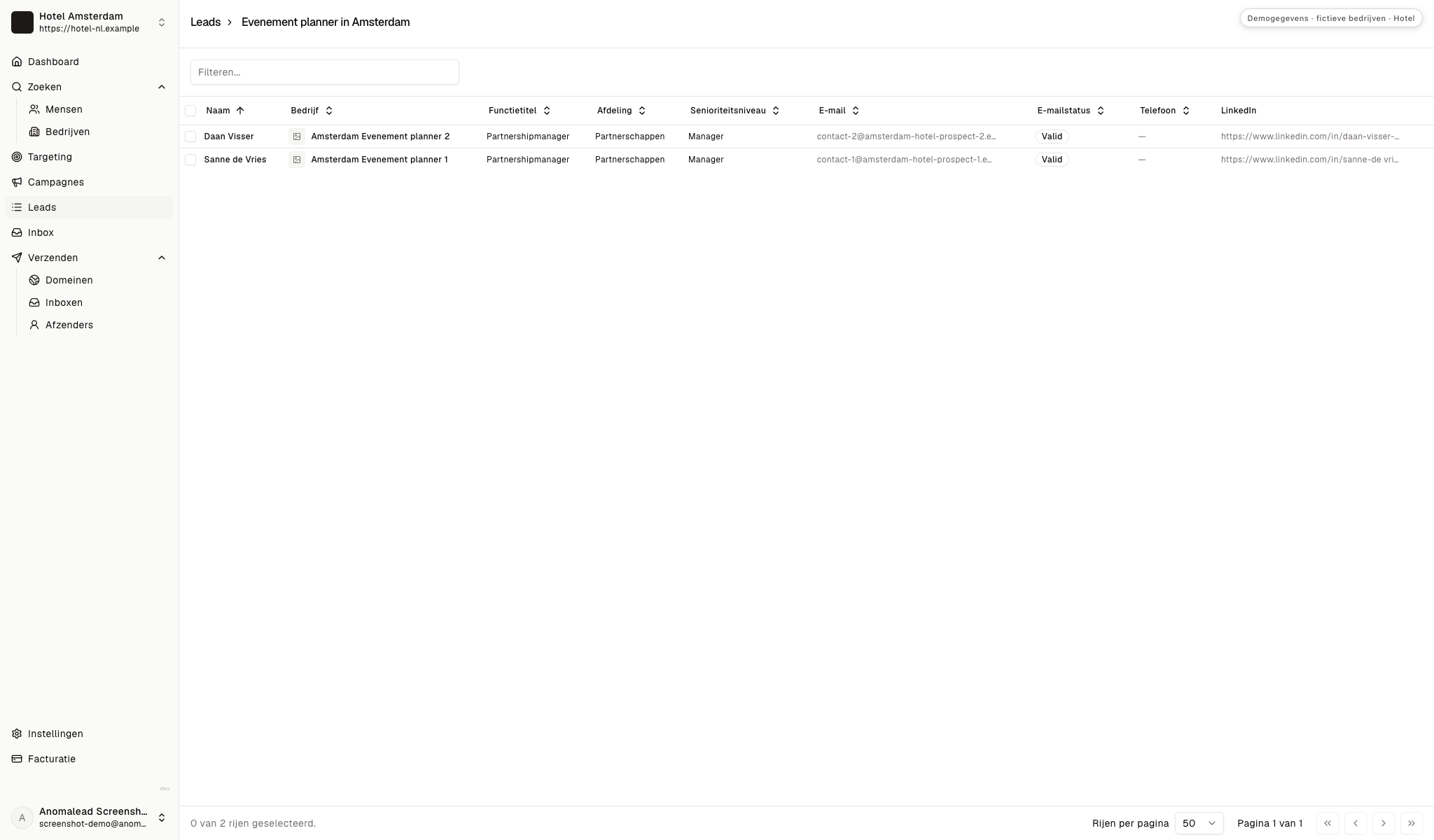 De contactlijst Evenement planner in Amsterdam bevat de twee demo-contacten Sanne de Vries en Daan Visser.