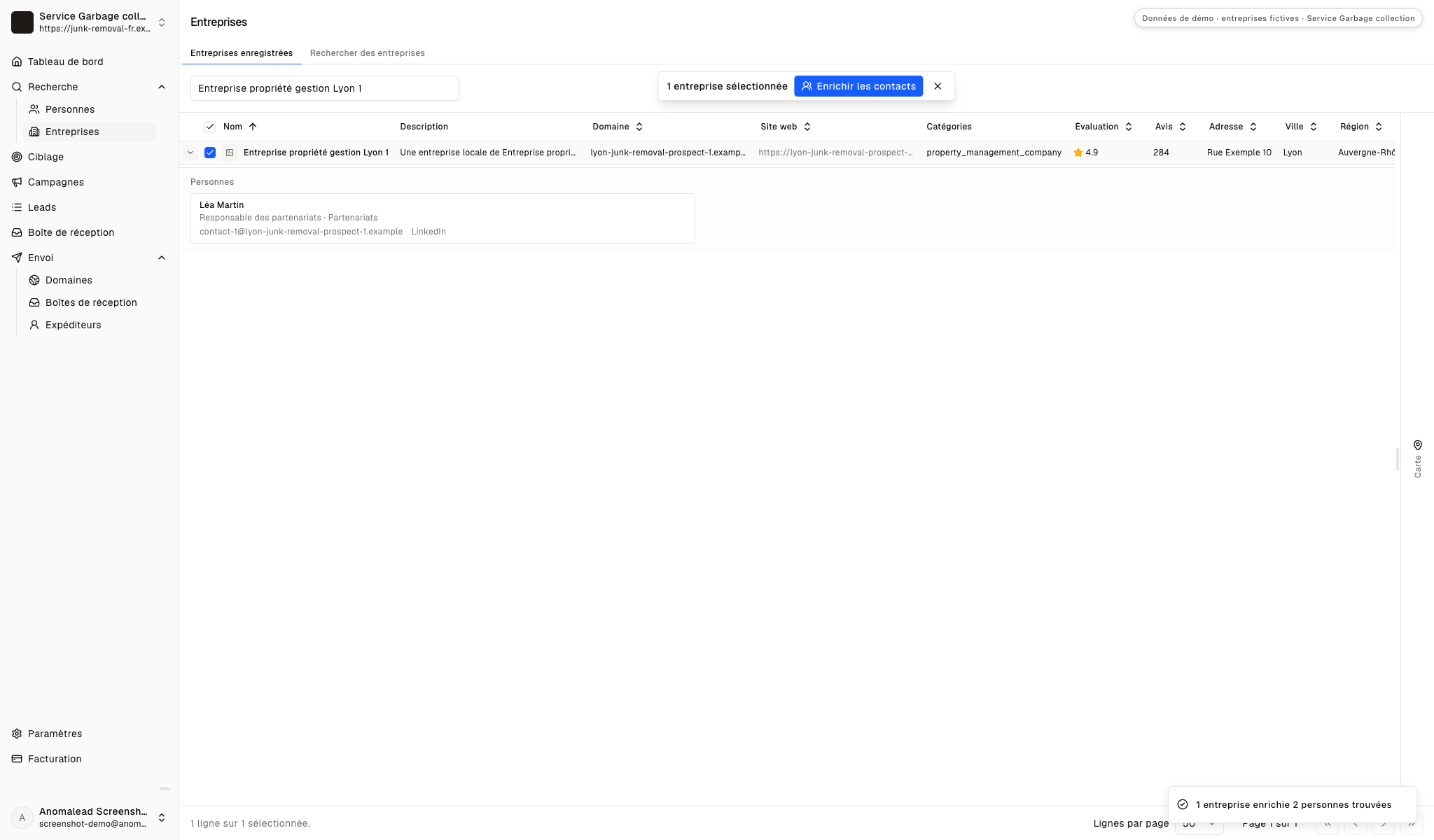 Lignes de contacts fictifs pour Léa Martin et Hugo Bernard, responsables des partenariats, avec e-mail professionnel et profil LinkedIn.