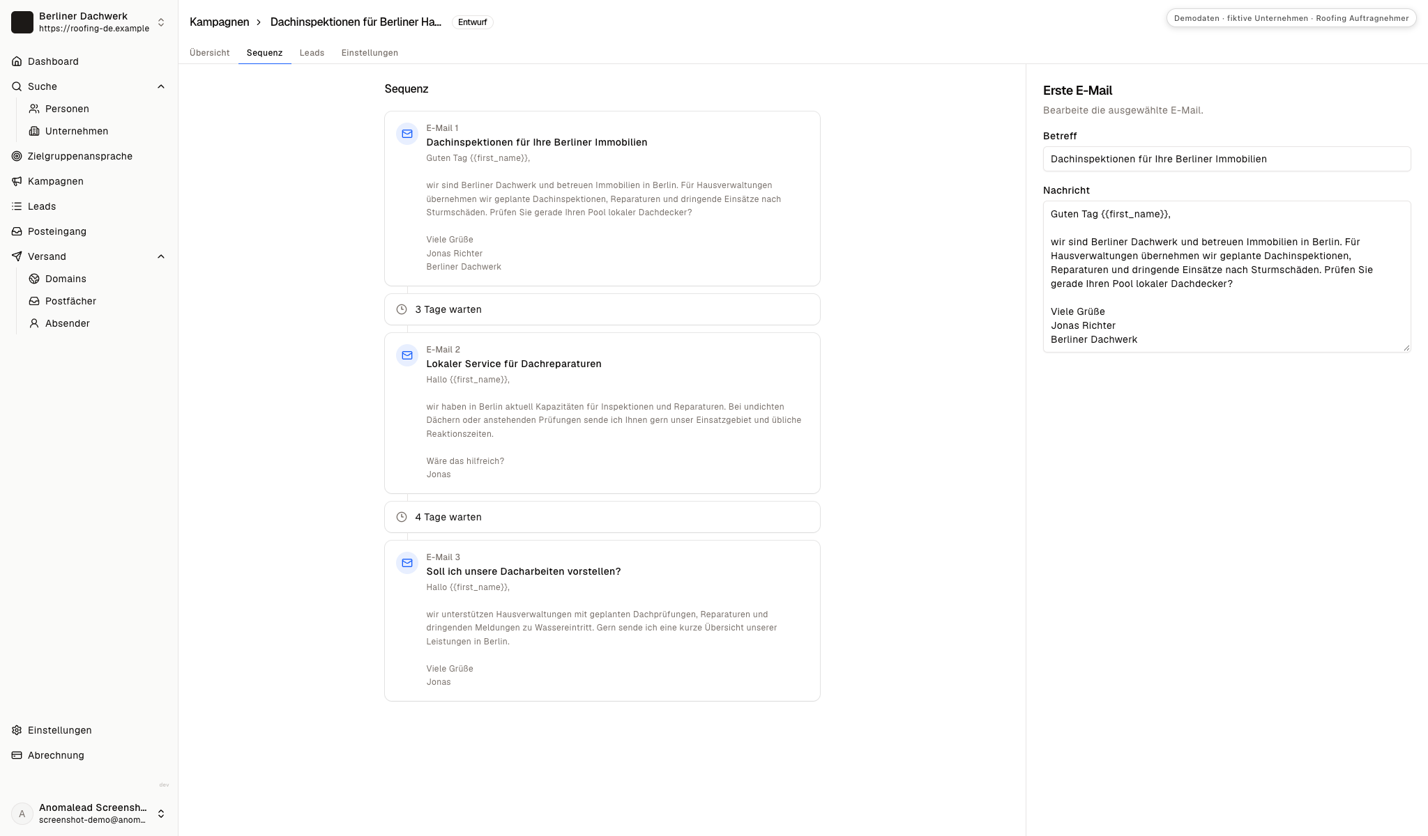 Im Sequenzeditor ist eine Folge mit drei Dachdecker-E-Mails und zwei Wartezeiten geöffnet.