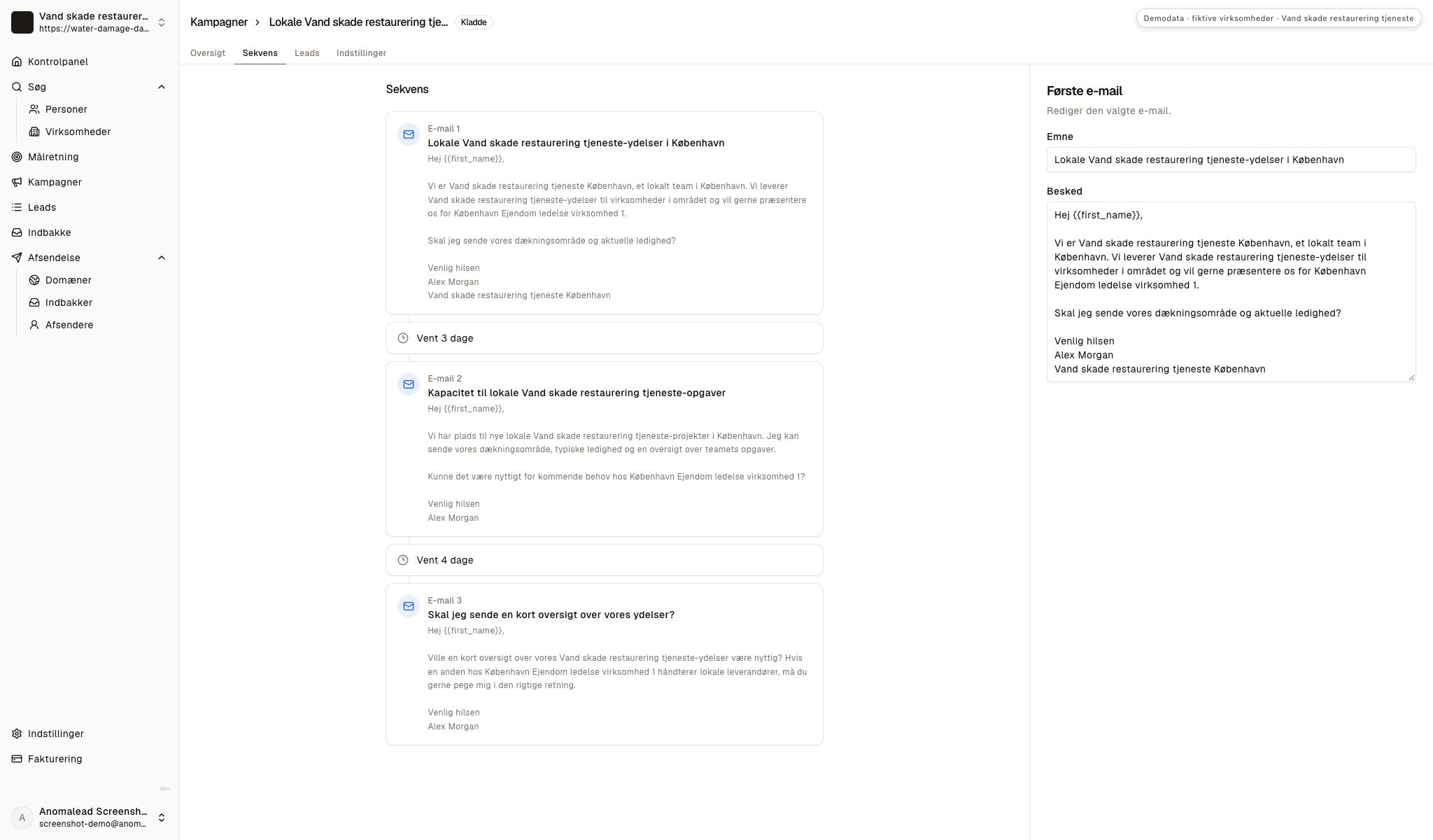 Tre e-mails med to ventetider vises i sekvenseditoren før udsendelse.